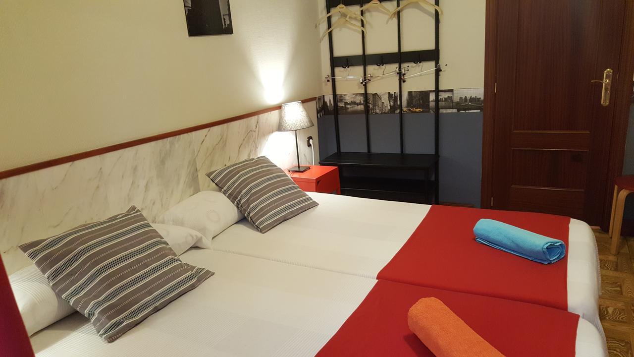 Pension Aries San Sebastian Buitenkant foto